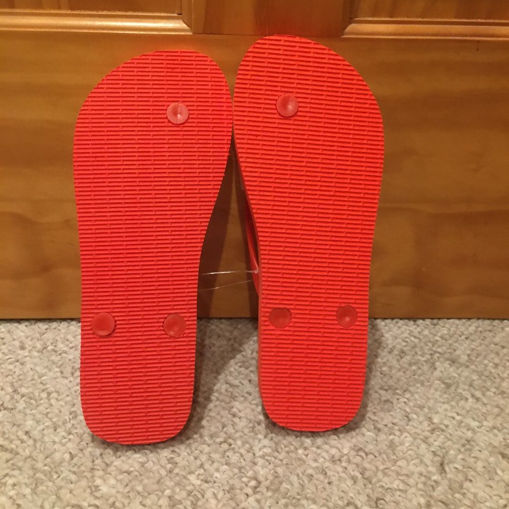 Vince Camuto Flip Flops - Picture 2 of 4